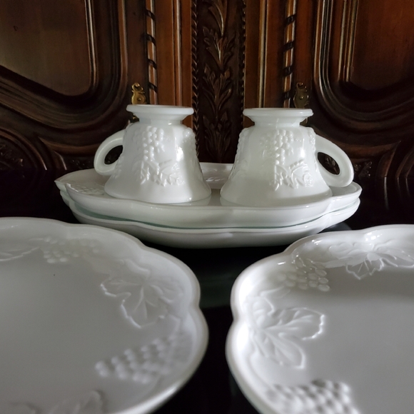 (2pc) Set "Harvest Milk Glass" Bright White Plate/Tray & Cup by Colony - Picture 9 of 12